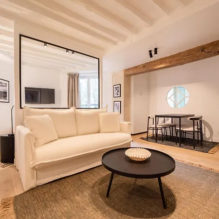 Daire Cosy Nest In Saint Germain Paris