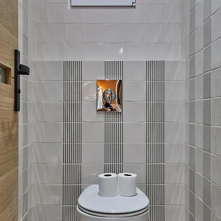 Bois De Vincennes By Prestige * Paris