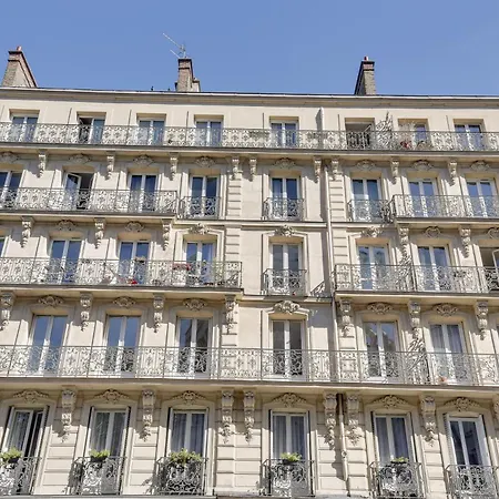 Sejours Parisiens / Le Royal / 4* Apartment Paris