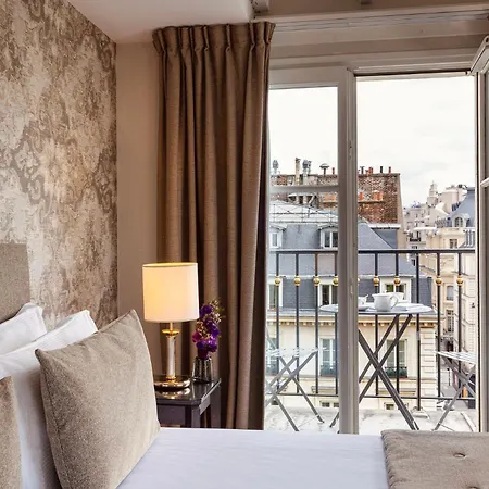 Ξενοδοχείο Madeleine Plaza 4*