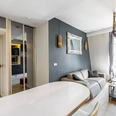 Guestready - Chic Nest Near Arc De Triomphe Διαμέρισμα Παρίσι
