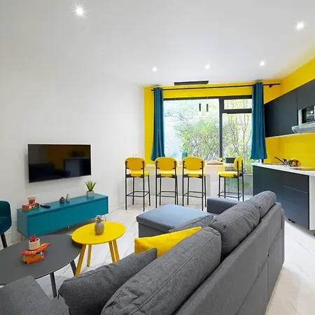 Agreable 2 Piece Au Coeur De 17 Arrondissement Apartamento París