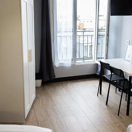 Luxia Hotel Parijs