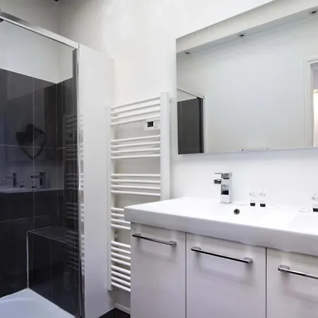 De La Gaîté 3* Paris
