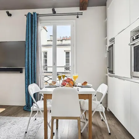 Apartman Eiffel Tower & Champ De Mars - 1br - Cityapartmentstay