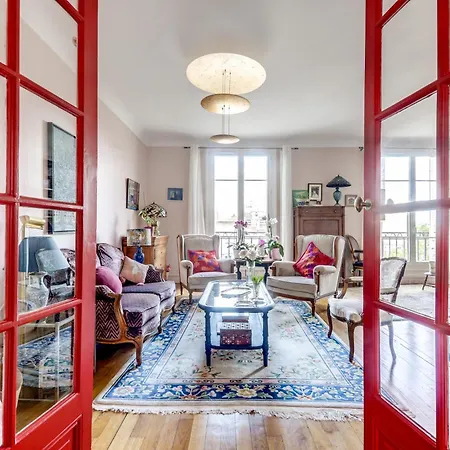 Elegant Quartier Branche Apartment Paris