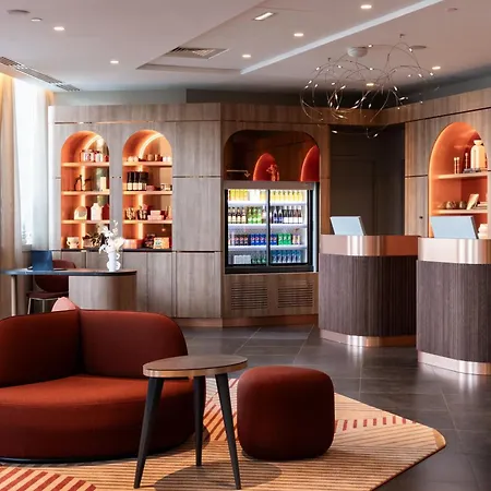 Ac Porte Maillot By Marriott Отель Париж