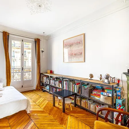 Guestready - Parisien Dans Le 10eme 公寓 *