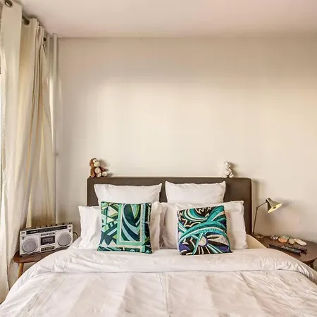 Rue Saint-maur 1-bed Balcony And View דירה