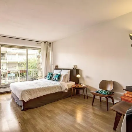 Rue Saint-maur 1-bed Balcony And View דירה פריז