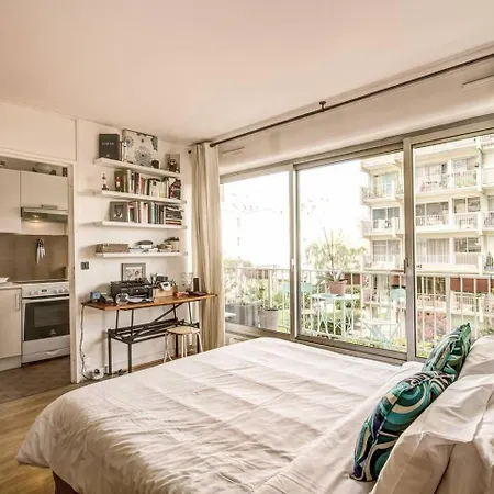 Rue Saint-maur 1-bed Balcony And View דירה פריז