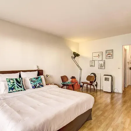 Rue Saint-maur 1-bed Balcony And View פריז