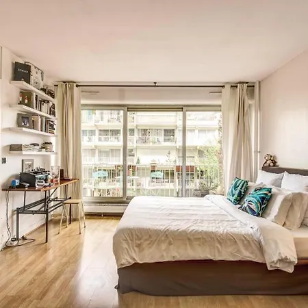 Rue Saint-maur 1-bed Balcony And View דירה *