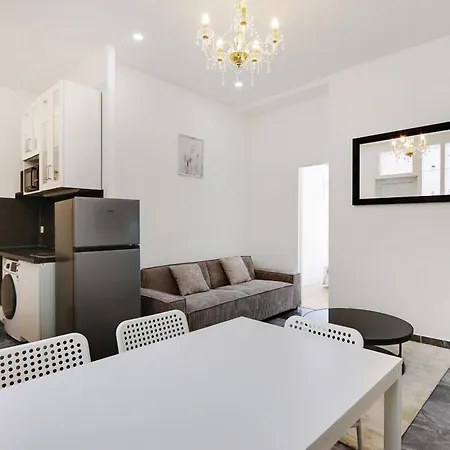 Sublime 2 Bedroom Flat In París