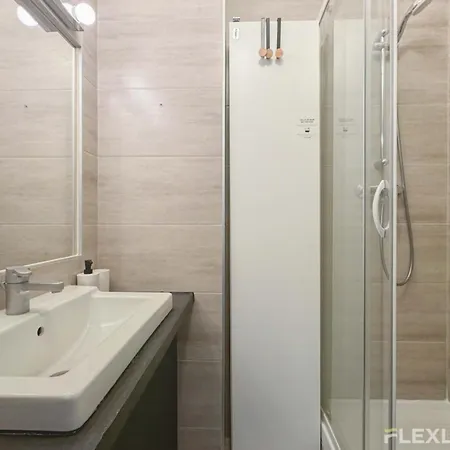 Flexliving - - Lamarck Parijs