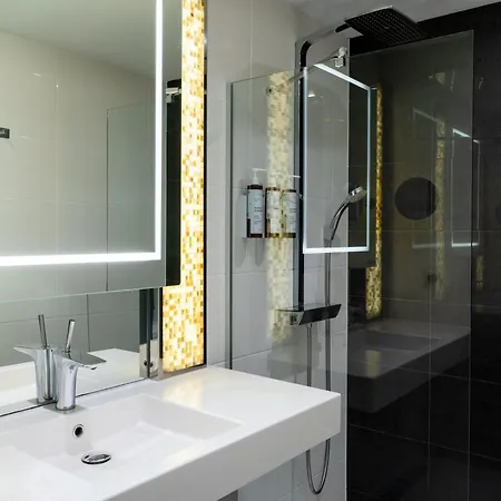 Ac Porte Maillot By Marriott