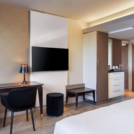 Отель Ac Porte Maillot By Marriott Париж
