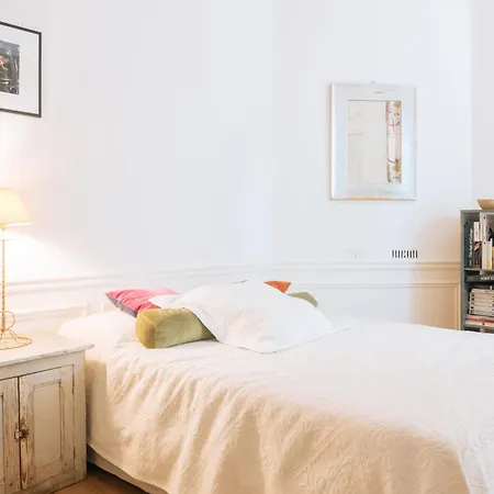 דירה Luxurious 4 Bedroom Next To The Eiffel Tower *