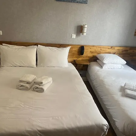 Hotel De La Perdrix Rouge