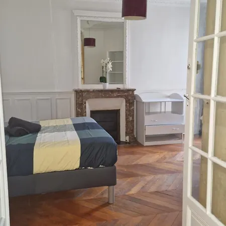 Cosy House Tour Eiffel * París