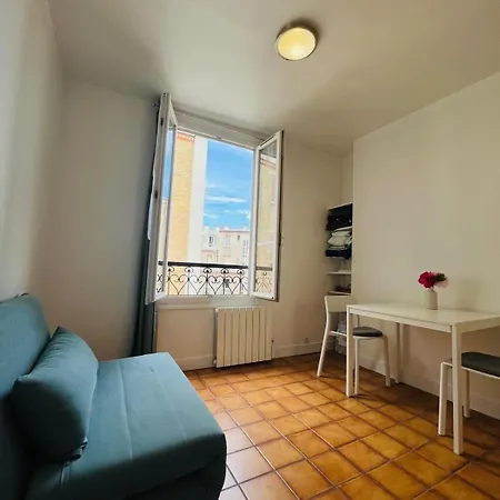 Apartment Dream Dwell Paris-cozy Loft With Mezzanine Near 5th Paris