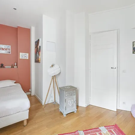 Veeve - Gardenside Glamour Apartment