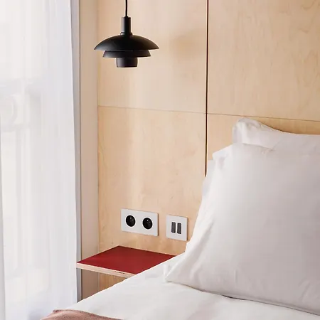 New Opera Hotel