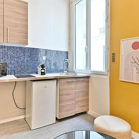 Lägenhet Rez-de-chaussee Montparnasse -ii
