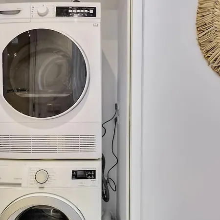 Luxe Parisien Au Coeur Du Marais Apartment