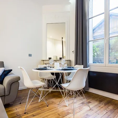 Peaceful - 1br- 4p - Eiffel Tower * Paris