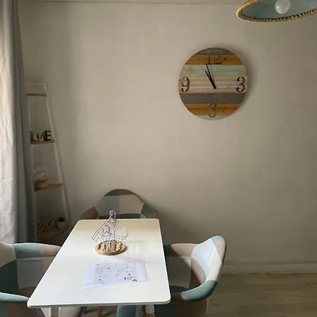 Au Bas De Montmartre !