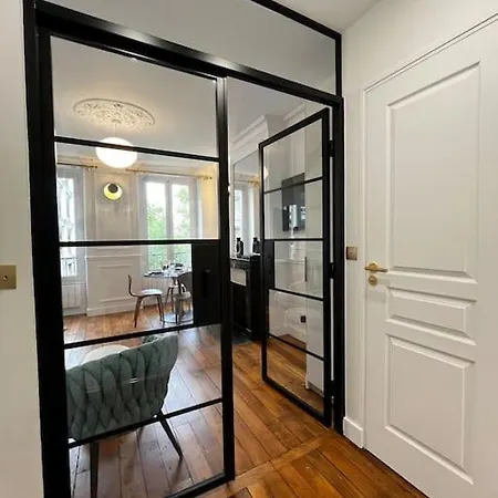 Luxe Place * Paris