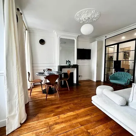Luxe Place Apartment *