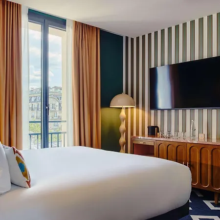 Hotel Mercure Butte Montmartre Basilique