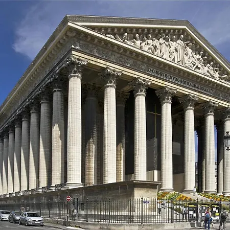 Concorde, Rue Royale- 6 Places Apartamento