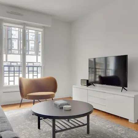 Sublime Avec Parking 17 Wagram Апартаменты *