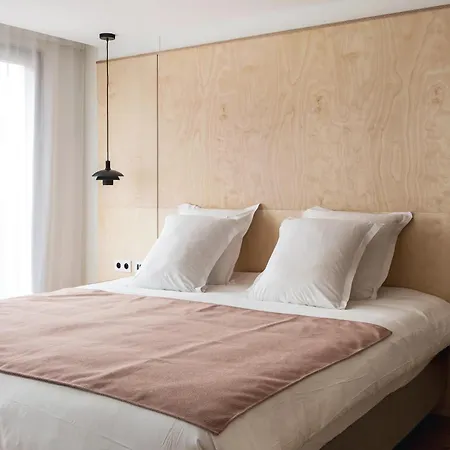 New Opera Hotel 4*