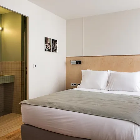 New Opera Hotel 4*