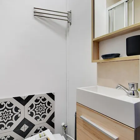 Comfortable Studio Porte-dauphine * París