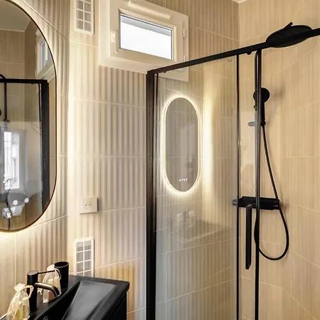 Luxueuse Haussmannienne A Appartement *