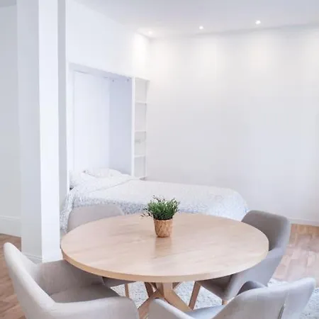 Apartment Madeleine
