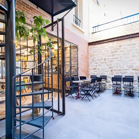 Hostel Fraternity-hotel *