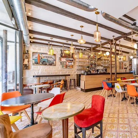 Fraternity-hotel * Paris