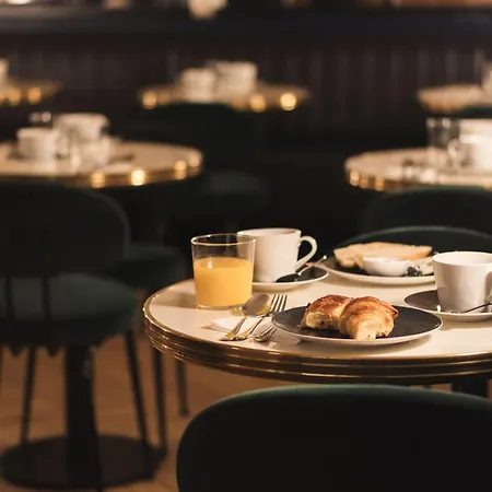 Hotel Rendez-vous Batignolles Paris