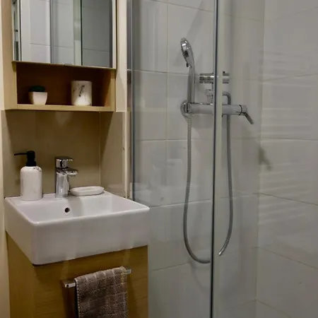 شقة Charming For 4 People 1 Baby In The Heart Of *
