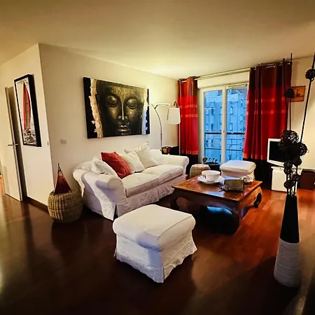 Air Conditioned 78 M2, Terrace 50m2 * Paris