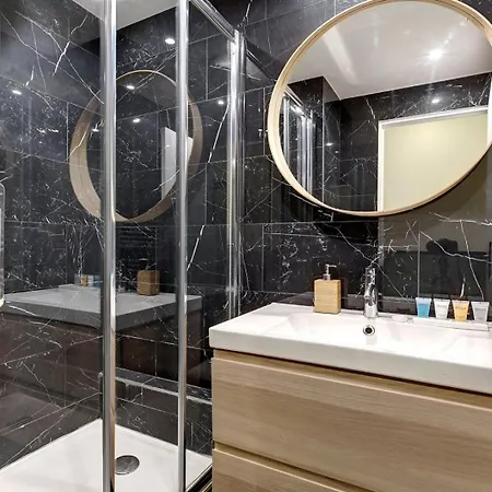 370 Anthony - Superbe A Appartement
