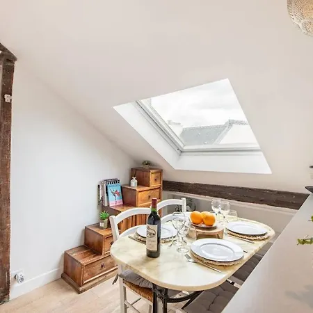 Apartment Heart Of Saint-germain Only 3 Minutes From The Amaizing Luxembourg Gardens