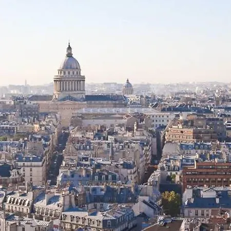 Heart Of Saint-germain Only 3 Minutes From The Amaizing Luxembourg Gardens *