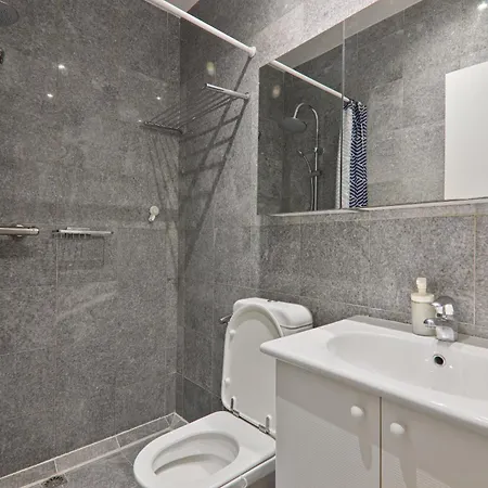 2 Bedroom Quartier Champs Elysees 3 Free Netflix Appartement *
